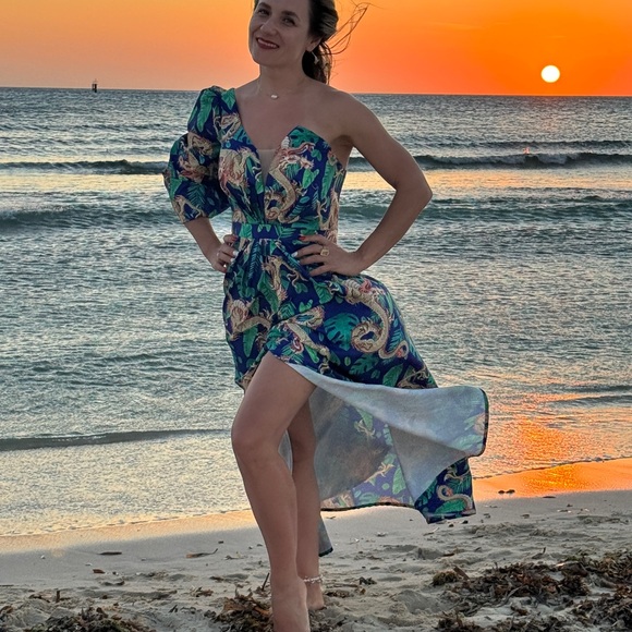 Dress - Picture 2 of 5